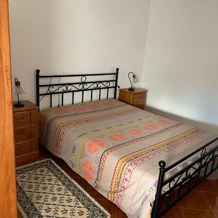 Quartos Gomes Privatunterkunft *